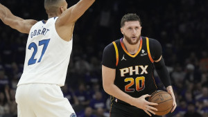 Jusuf Nurkić bi nakon samo jedne sezone mogao napustiti Phoenix Sunse