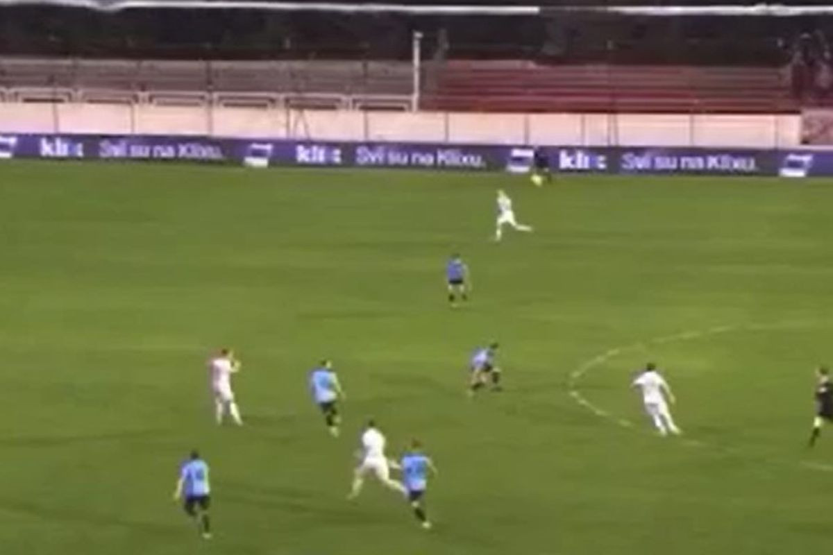 Ofsajd ili ne? Dileme postoje kod drugog gola HŠK Zrinjski! Ofsajd ili ne? Dileme postoje kod drugog gola HŠK Zrinjski!