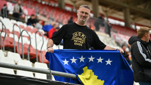 Kosovo slavi veleizdaju Srbije u Podgorici: Srpkinja napravila nezamislivo, završila je na koljenima