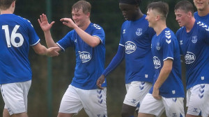 Evertonov 18-godišnji nogometaš odlučio da prekine karijeru