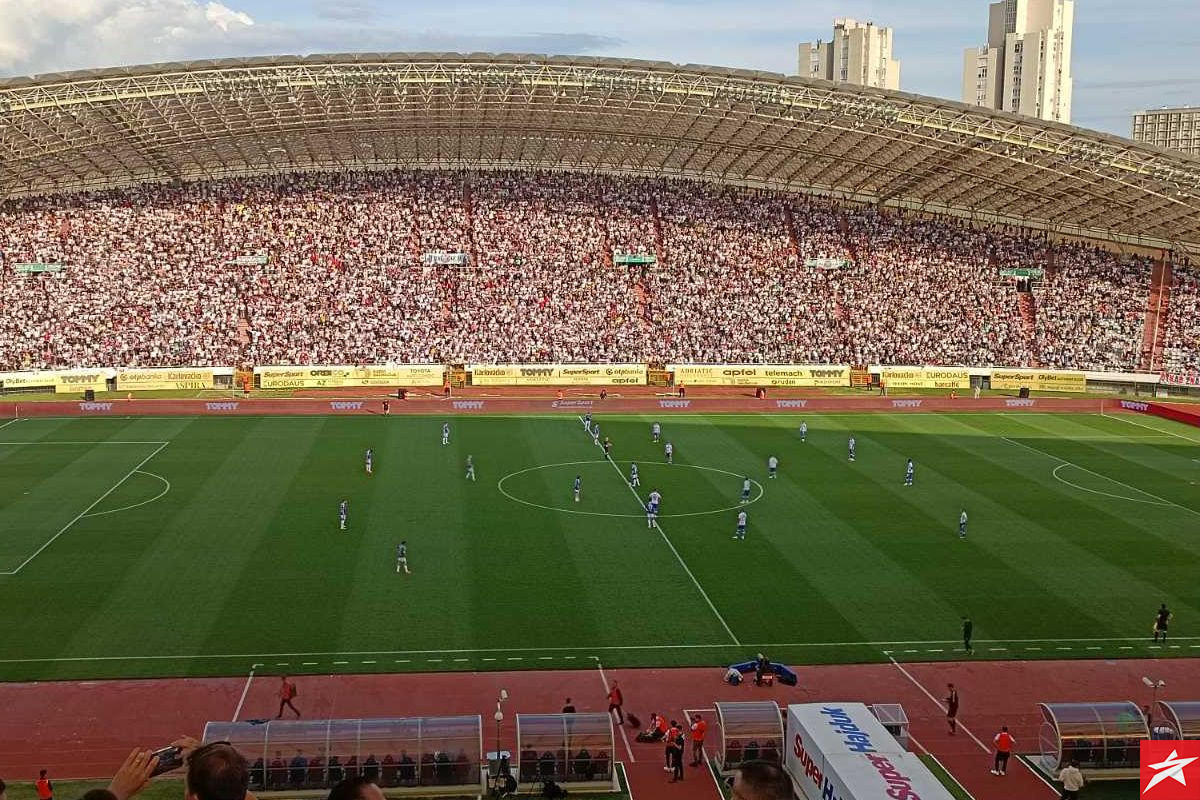 Poljudu spektakl, ali i tuga za navijače Hajduka: Dinamo u njihovom domu proslavio novu titulu
