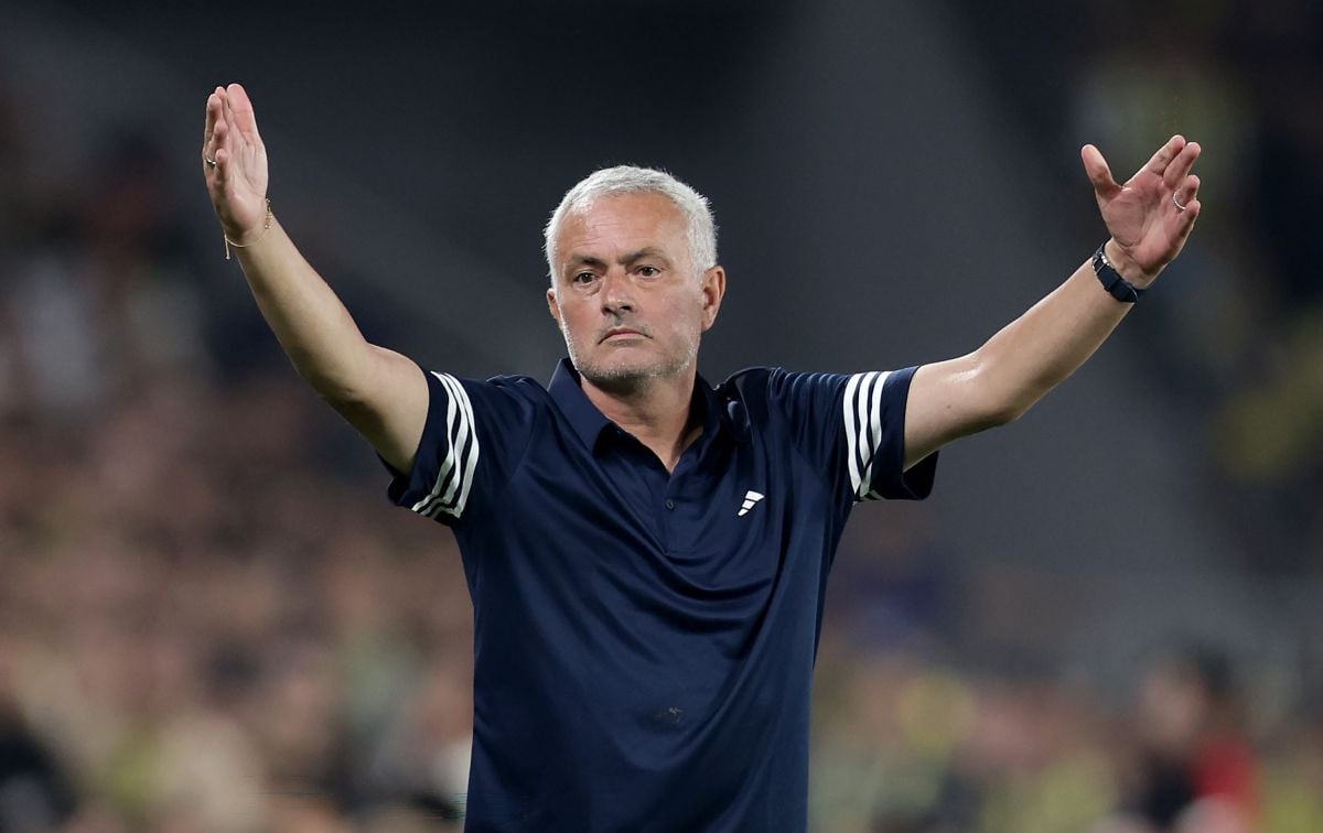 Mourinho je samo čekao da "zapali vatru": Dao je odgovor koji mu Turska neće oprostiti Mourinho je samo čekao da "zapali vatru": Dao je odgovor koji mu Turska neće oprostiti