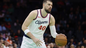 Kakvo čudovište pod košem ima Hrvatska: Ivica Zubac je postao stroj, a ovo zakucavanje to dokazuje
