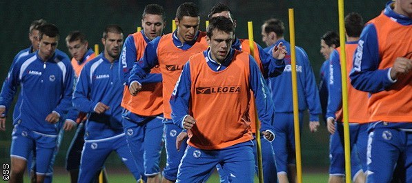 Vrijeme je da Pape proba više igrača