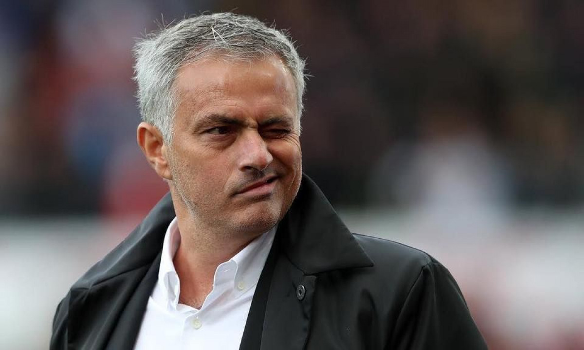 Jose Mourinho "trlja ruke": Gdje je završio Manchester United nakon njegovog otkaza?