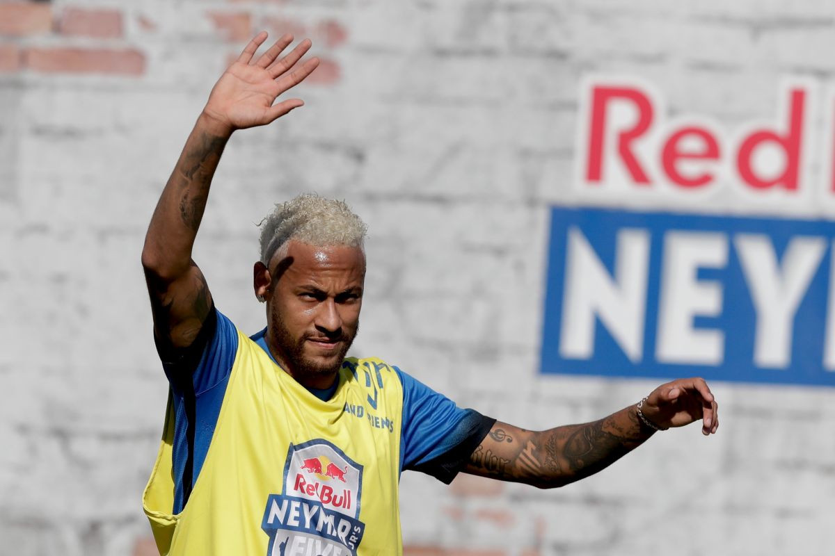 PSG odbio spektakularnu ponudu za Neymara