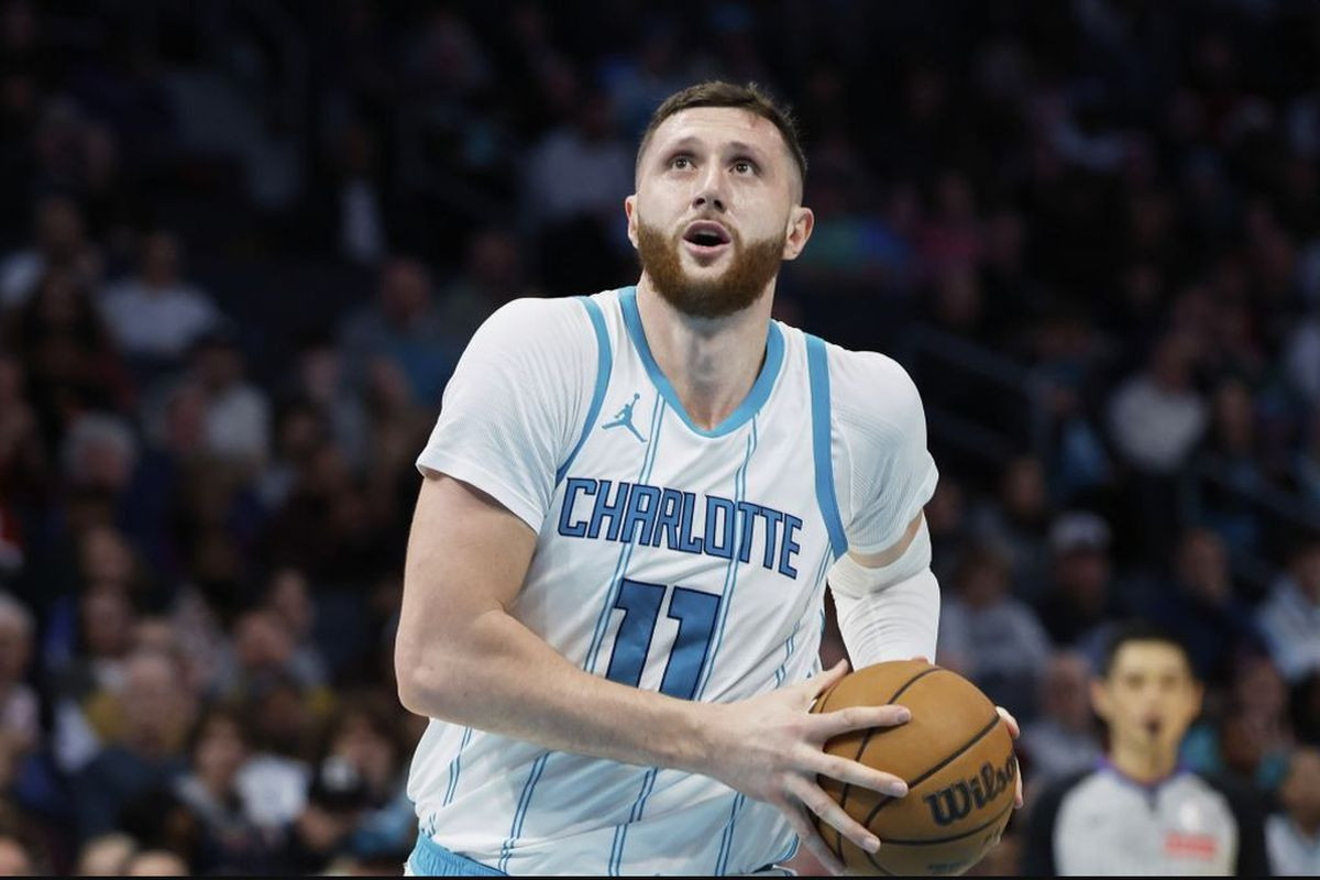 Charlotte Hornetsi doživjeli težak poraz od Sacramento Kingsa, Jusuf Nurkić odigrao solidan meč