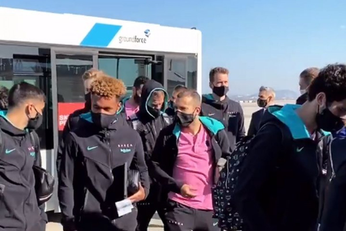 Pokušao se "kamuflirati": Na Pjaniću se jutros vidjelo da nije sretan zbog Koemanove odluke Pokušao se "kamuflirati": Na Pjaniću se jutros vidjelo da nije sretan zbog Koemanove odluke