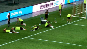 Igrači Tottenhama ne mogu da izdrže brutalan tempo na treninzima, samo jedan od njih ostao na nogama