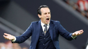 Emery prihvatio ponudu Newcastlea, pa se predomislio kada je vidio klauzulu u ugovoru