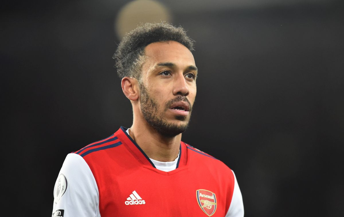 Barcelona i Arsenal dogovorili posudbu Aubameyanga, ali je Gabonac i dalje "na čekanju" Barcelona i Arsenal dogovorili posudbu Aubameyanga, ali je Gabonac i dalje "na čekanju"