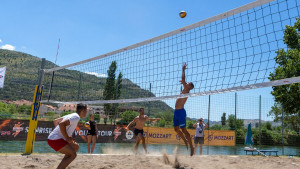 Mozzart uz „Sunrise beach volley tour 2022“