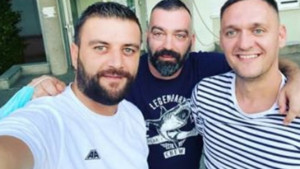 Raspoloženog Šošu zezali pri izlasku iz bolnice: Šta ti Manev uradi