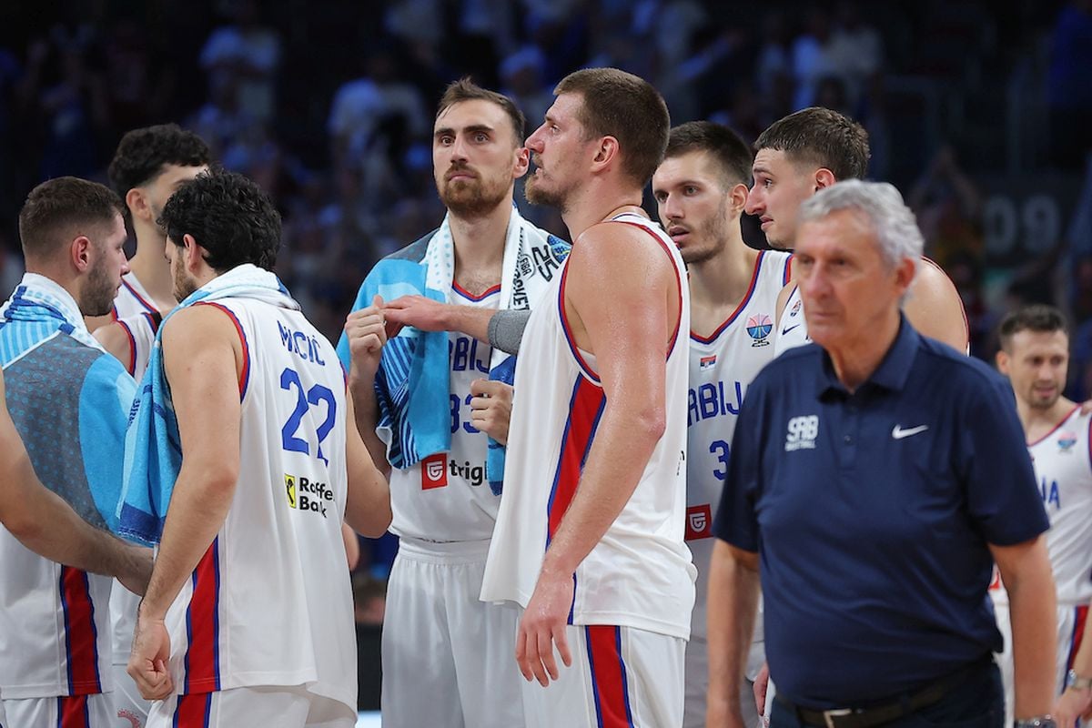 Srbija već ima novog selektora - Još samo to da saopšte Svetislavu Pešiću! Srbija već ima novog selektora - Još samo to da saopšte Svetislavu Pešiću!