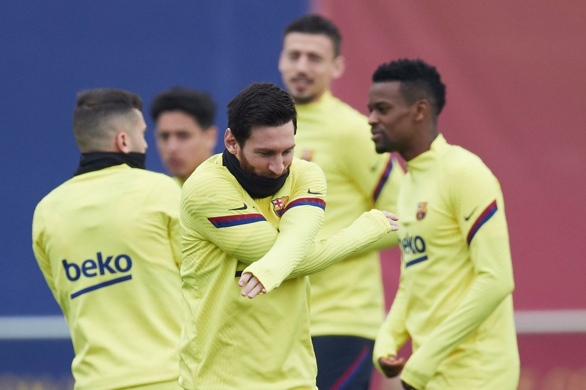 Messi se suočava sa ogromnim kaznama ako se ne pojavi u klubu u narednim danima