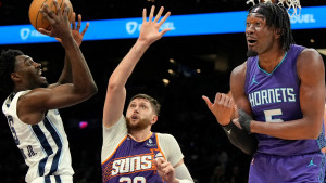 Jusuf Nurkić je nevjerovatan peh: Charlotte Hornetsi dobijaju nazad centra kojeg su se odrekli