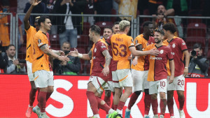 Galata povela 3:0 pa se spašavala u meču sa sedam golova; Priča dana junak pa tragičar u Portugalu