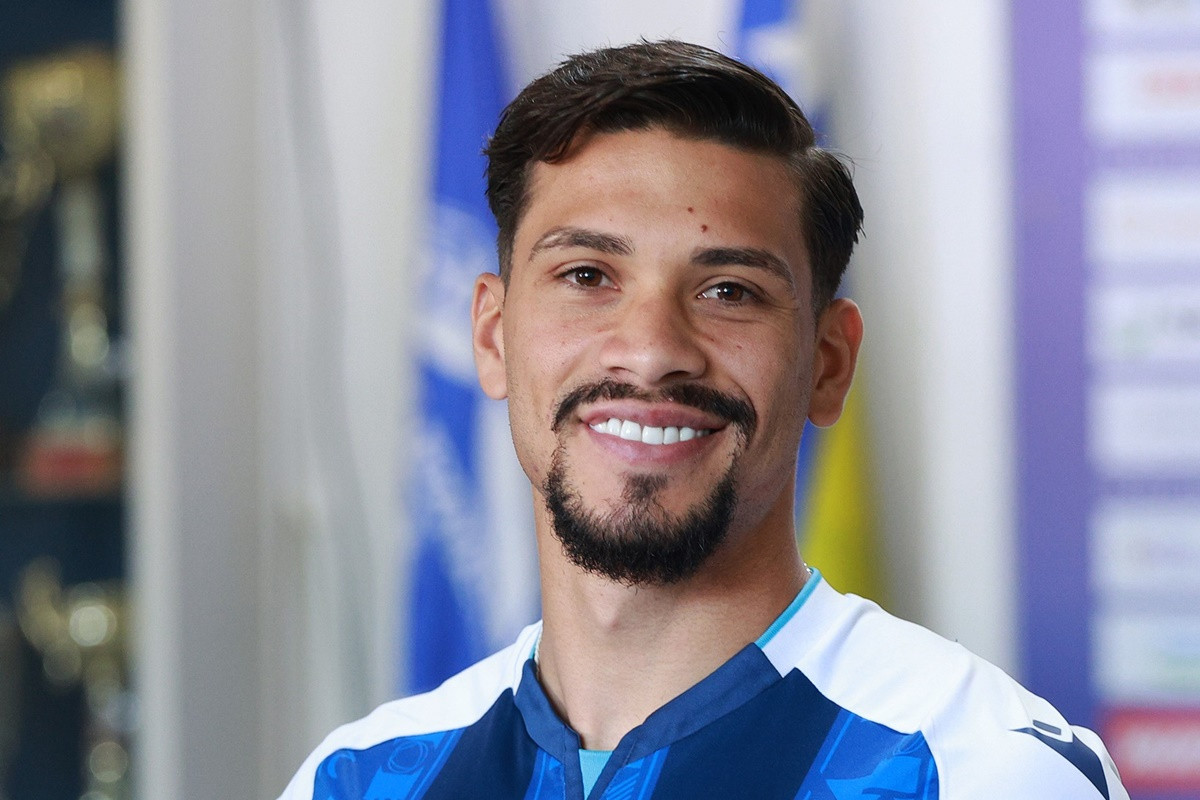 Joao Erick odmah na predstavljanju oduševio navijače FK Željezničar Joao Erick odmah na predstavljanju oduševio navijače FK Željezničar