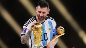 Messi postaje drugi igrač u historiji koji će osvojiti Super Zlatnu loptu?
