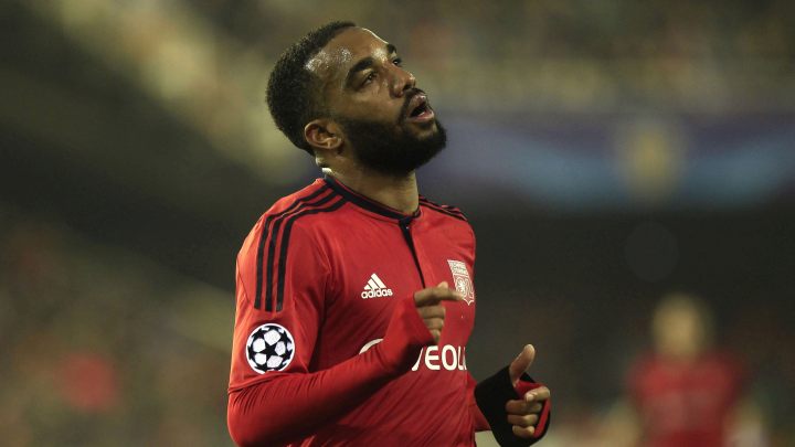 Lacazette na putu prema Barceloni