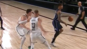 Džanan Musa krenuo pomoći saigraču, pa nestao: Čovjek se samo prošetao do koša
