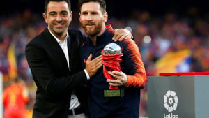 Lično je Xavi zapalio vatru: Lionel Messi se vraća na Camp Nou!?