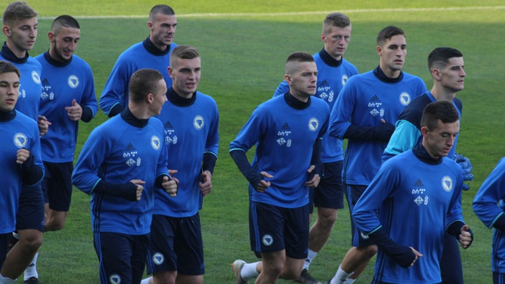 Mlada reprezentacija započela pripreme za Azerbejdžan