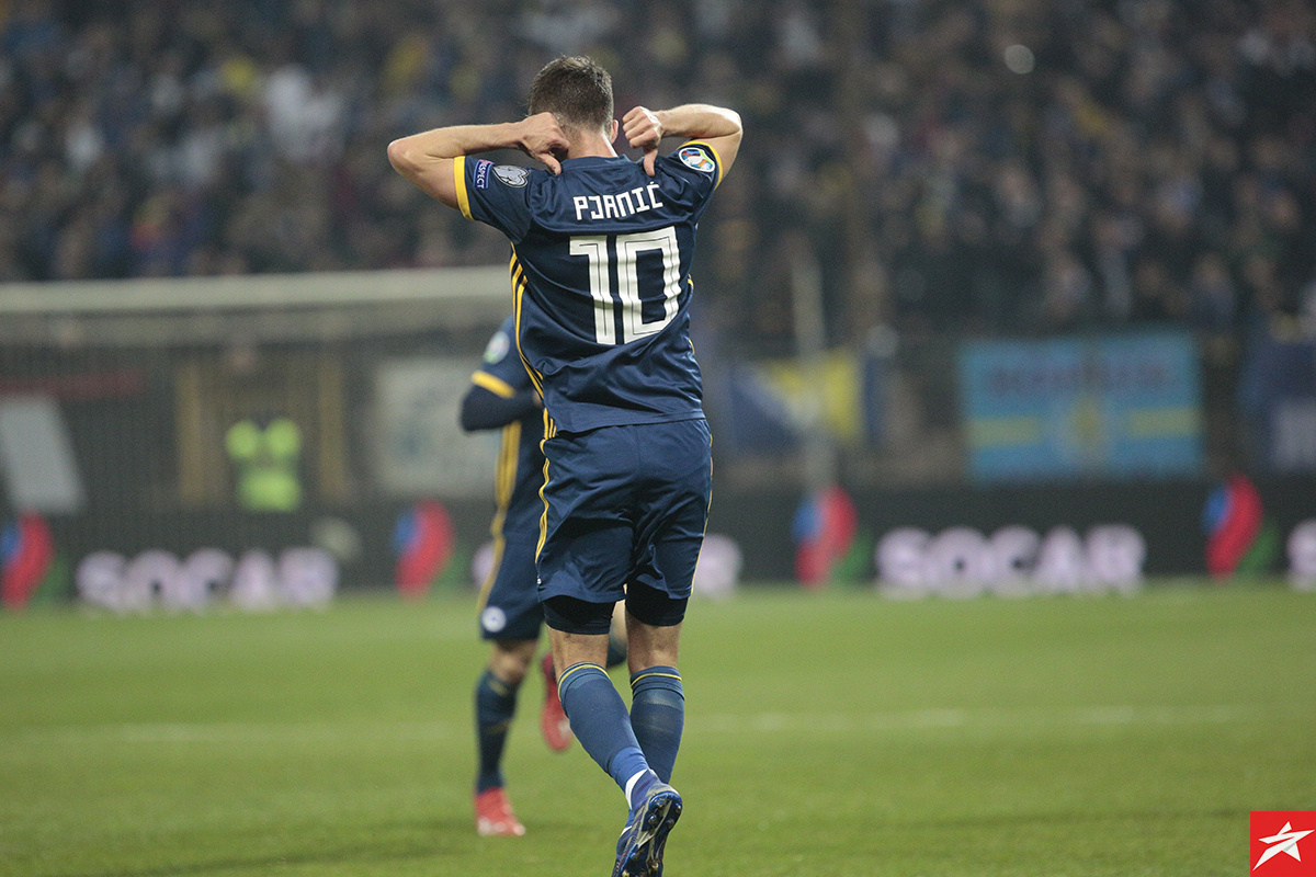 Pjanić je osvojio Scudetto, a Gojak postao prvak Hrvatske: Ko je najtrofejniji bh. reprezentativac? Pjanić je osvojio Scudetto, a Gojak postao prvak Hrvatske: Ko je najtrofejniji bh. reprezentativac?