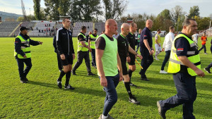Kazlagića i pomoćnike osiguranje moralo pratiti do svlačionice