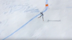 Drama u spustu: Slovenac izgubio kontrolu nad skijama i poletio u zrak, komentator se "zaledio"