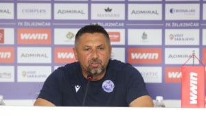Adžem nije mogao biti jasniji pred Radnik: "Ko se ne drži plana, neće igrati!"
