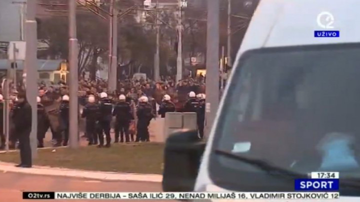 Grobari se sukobili s policijom