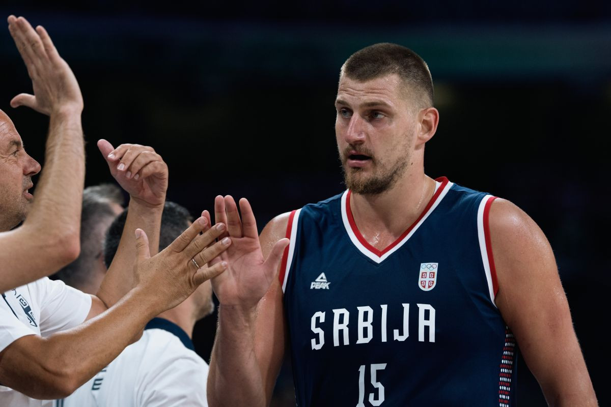 Maestralni Nikola Jokić večeras je Grcima pokazao kakvu snagu Srbija ima! Maestralni Nikola Jokić večeras je Grcima pokazao kakvu snagu Srbija ima!