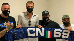 Džeko se sreo s vođama Curve nord, potpis će da sačeka 