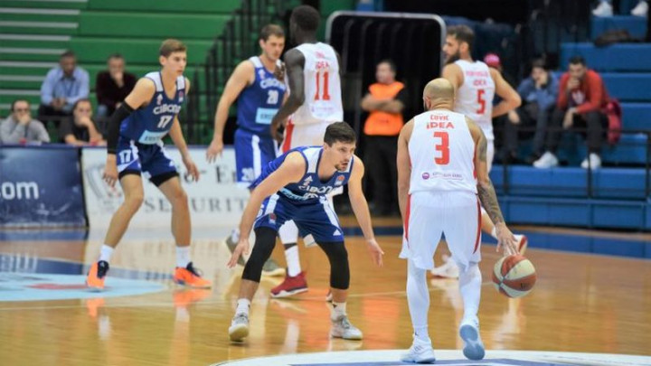 Crvena zvezda umalo prokockala veliku prednost protiv Cibone, ali na kraju upisala sigurnu pobjedu