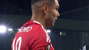 Diogo Dalot napravio veliku grešku, a zatim uslijedila bizarna reakcija Casemira