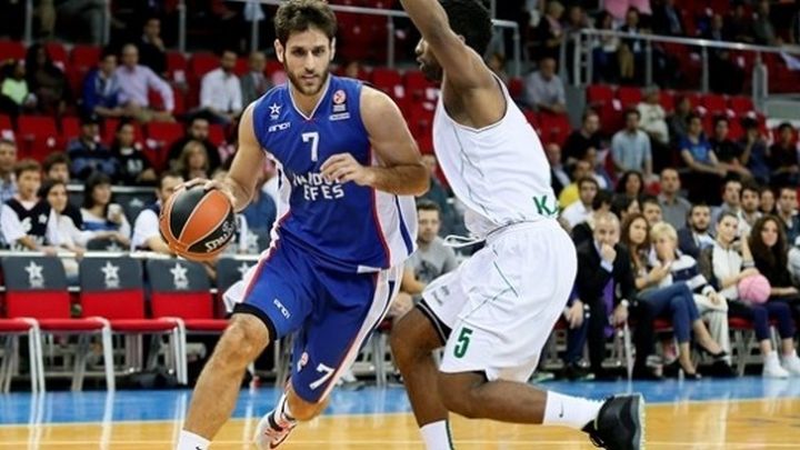 Anadolu Efes i Unics na NBA način