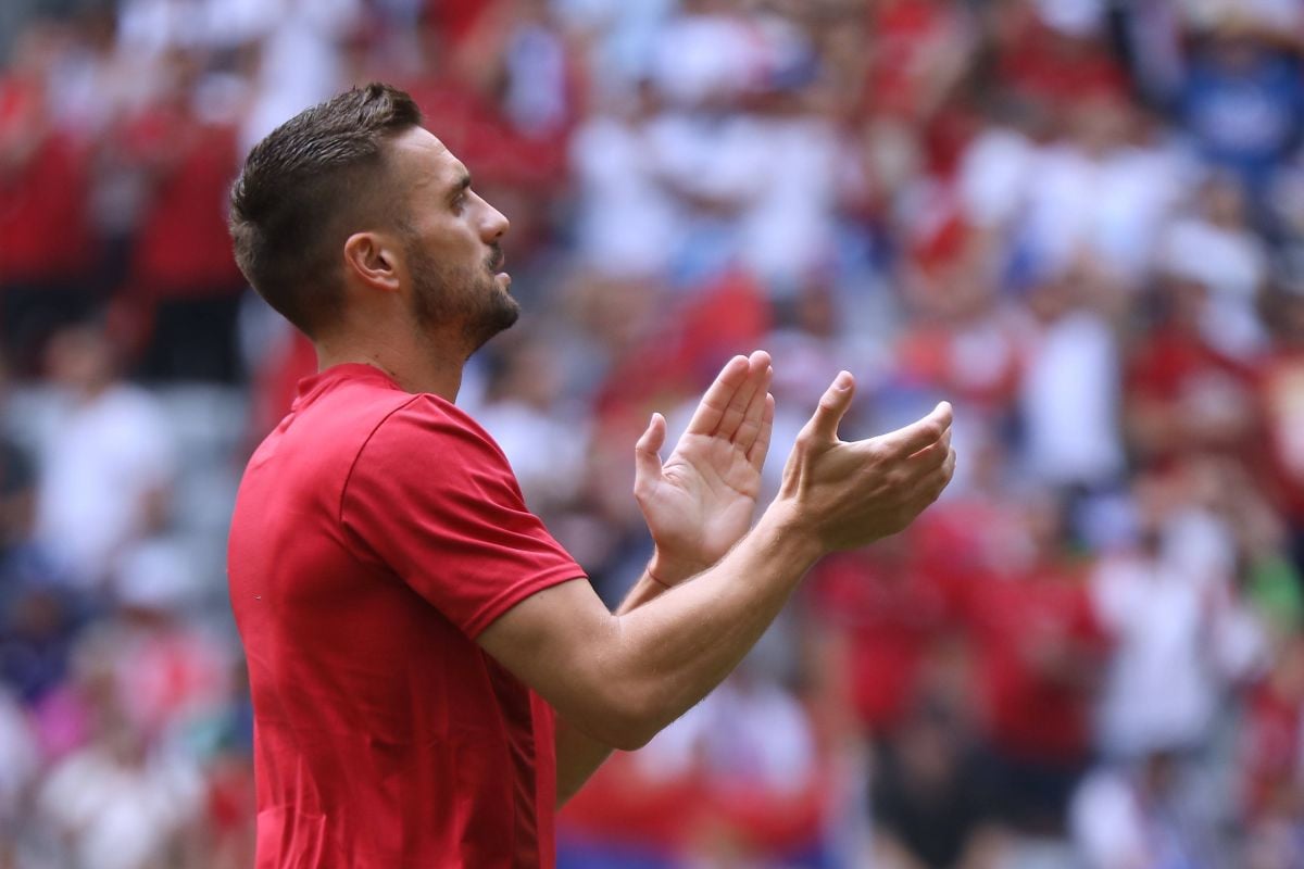 Šokirat će vas: Otkriveno koliko je Zvezda nudila Tadiću i opet nije bilo dovoljno Šokirat će vas: Otkriveno koliko je Zvezda nudila Tadiću i opet nije bilo dovoljno