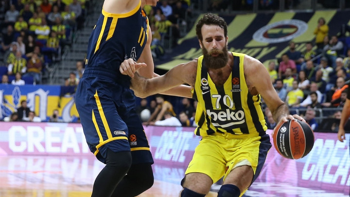 Fenerbahce na svom parketu uvjerljiv protiv Khimkija