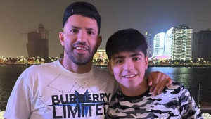 U restoranu mislili da je Aguero došao na večeru s bratom, a onda shvatili da mu je to sin