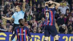 Fotografija u šorcu Real Madrida je nula u poređenju s izdajom koju Kessie sprema Barceloni!