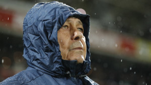 Dok je Lucescu na samrti stigla poruka bivšeg igrača koja ledi krv u žilama: "Nisi dao da majci..."