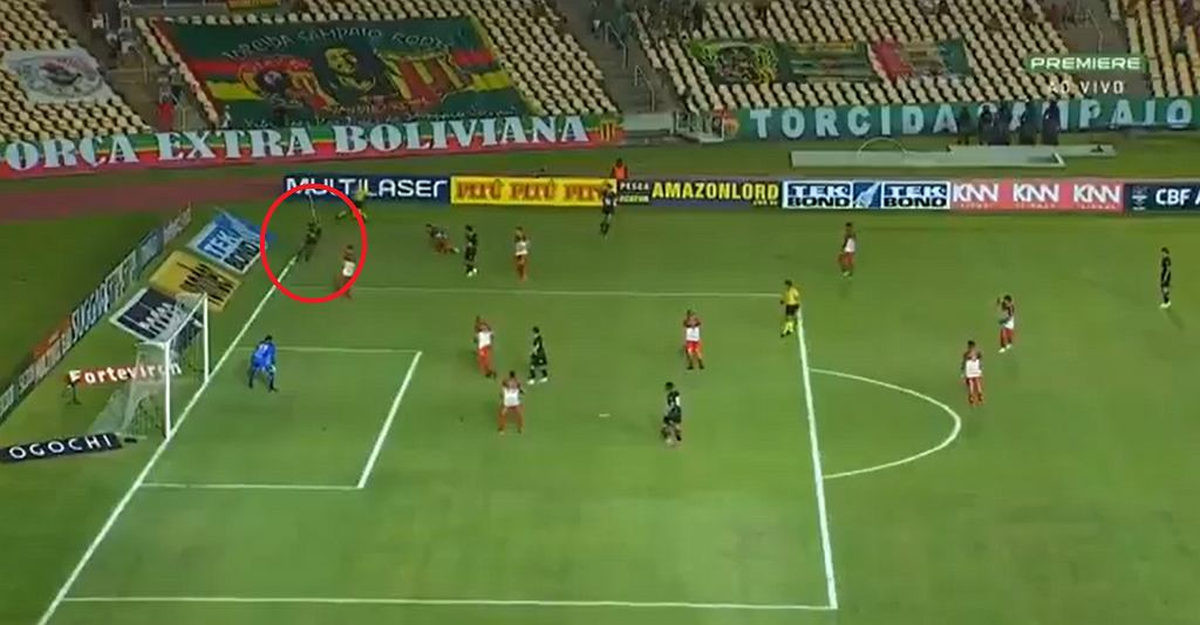 Da, odavde je zaista moguće dati gol: Roberto Carlos se "ukazao" u Brazilu