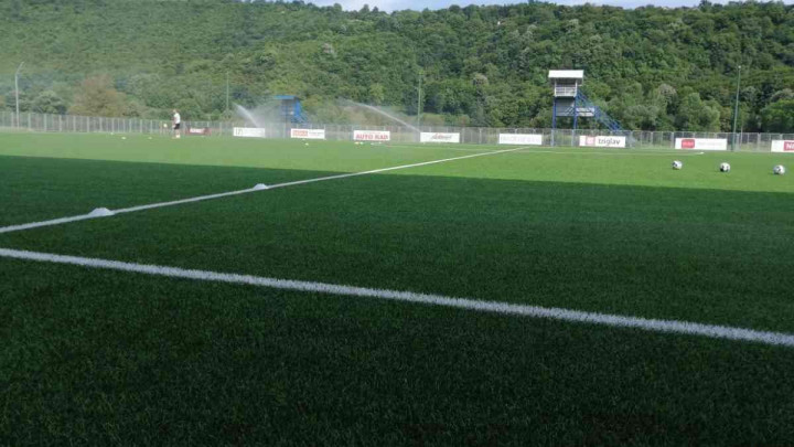 Teren stadiona Krupe u idealnom stanju pred meč protiv Olimpika
