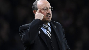 Rafa Benitez se vratio u Englesku, ali to navijače Liverpoola ne čini sretnima
