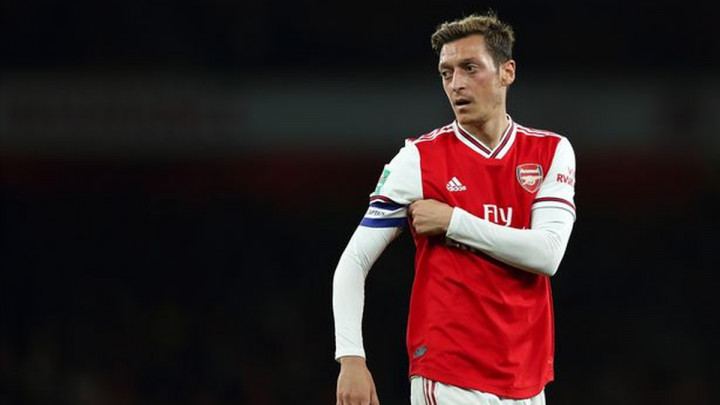 Zašto Ozil ne igra? Emery je bio brutalno iskren odgovarajući na takvo pitanje