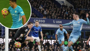 Sudija žestoko oštetio Everton, Manchester City uz dosta sreće slavio na Goodisonu