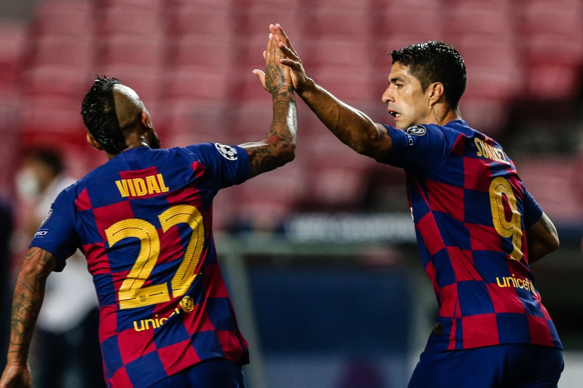 Fotografija s Suarezom: Vidal porukama na Instagramu provocira čelnike Barcelone