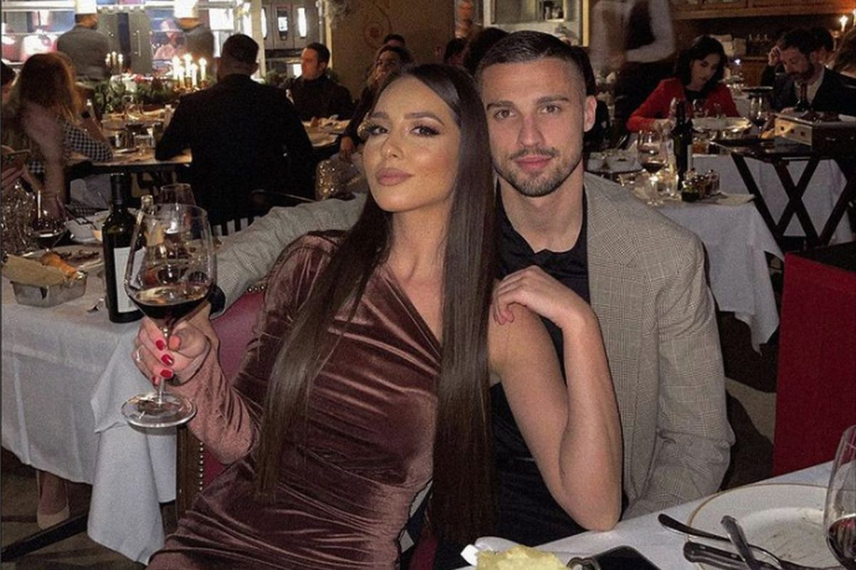 Veznjak Milana nije bio rastrošan: Krunićeva "skromna" proslava Nove godine Veznjak Milana nije bio rastrošan: Krunićeva "skromna" proslava Nove godine