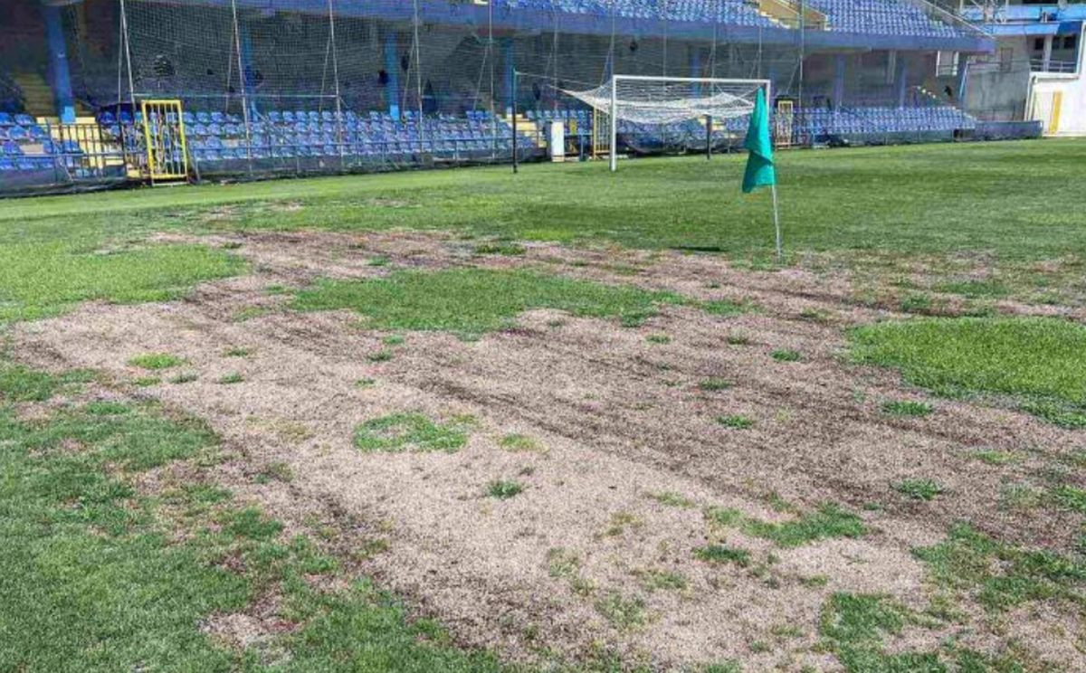 Najveći derbi ne može se igrati na "najljepšem stadionu" u državi: Žalosno je u šta se pretvorio Najveći derbi ne može se igrati na "najljepšem stadionu" u državi: Žalosno je u šta se pretvorio